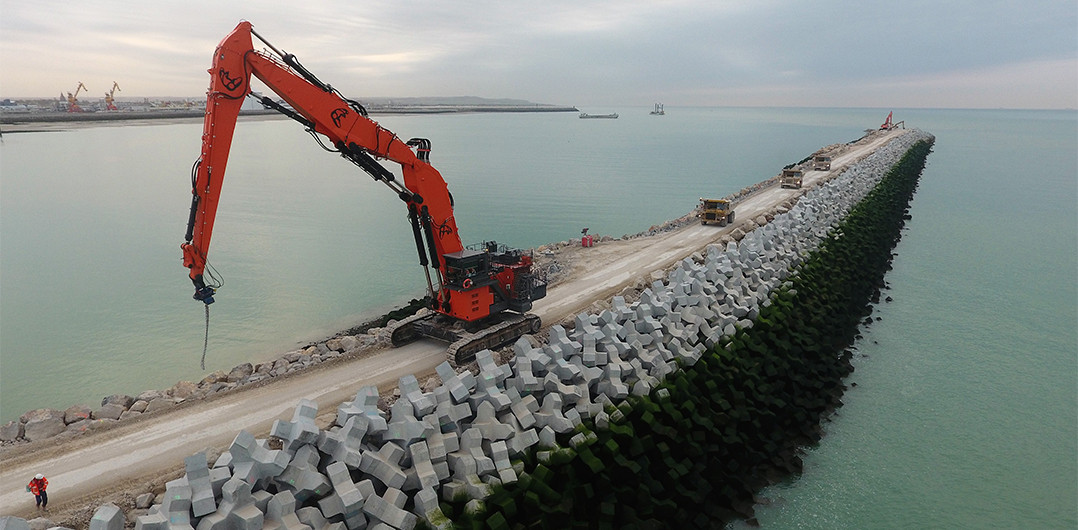 The main breakwater